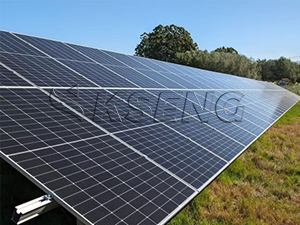 Projet de support solaire au sol de 1 MW en Uruguay