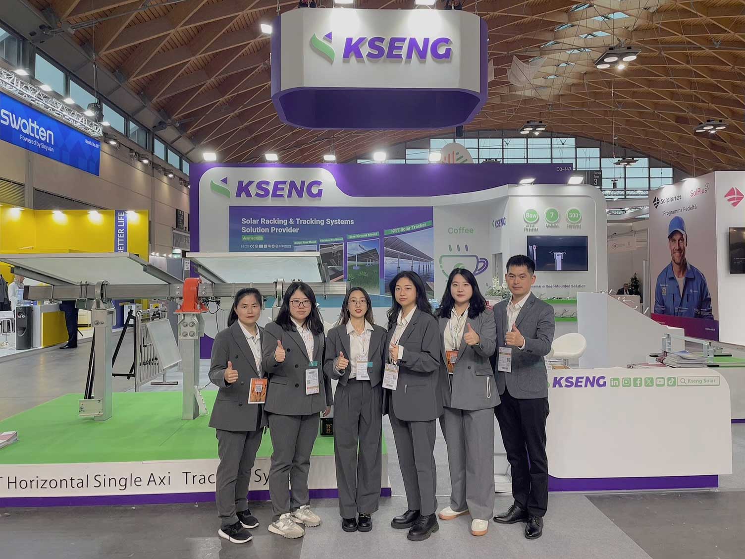 Kseng Solar fait une impression remarquable lors de cinq expositions en Europe avec ses solutions innovantes de rayonnage solaire